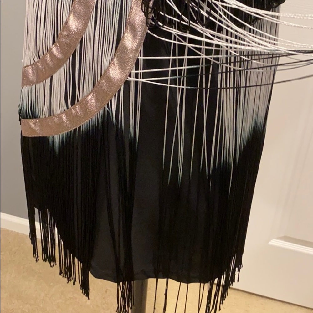 Dress - Picture 6 of 6
